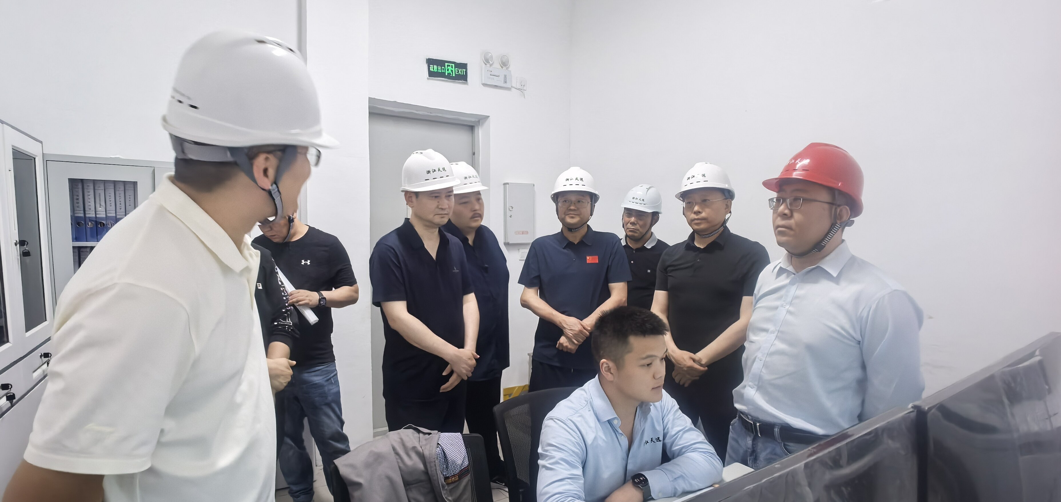 淮南东辰、嵩基新材料领导考察厦门标准砂嘉兴项目